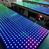 Dalles de sol LED interactives numériques magnétiques à 64 points personnalisées pour les soirées disco et les événements