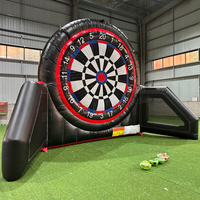 Jeu de fléchettes géantes gonflables de football, jeu de tir au but, cible de fléchettes de football gonflable commercial, jeux d'extérieur pour enfants et adultes