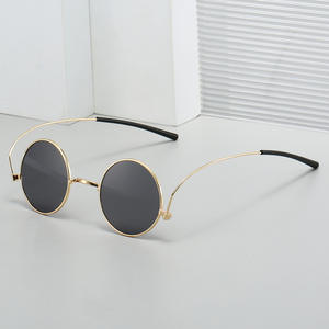 Set di Occhiali, Collana e Orecchini Stile Hippie <span class=keywords><strong>Anni</strong></span> '<span class=keywords><strong>60</strong></span>, Accessori per Costumi e Giochi di Ruolo UV400, Vendita Transfrontaliera - Product Image 4