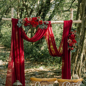 Guirlande de roses artificielles en soie faites à la main D477 pour arche de bienvenue, décorations de mariage en extérieur ; Fabrication en usine - Product Image 1