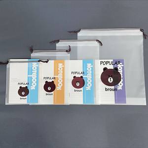 Sac à cordon en forme d'ours en peluche givré au design simple, avec emballage anti-poussière, sac de rangement transparent, sac de voyage pour chaussures - Product Image 1