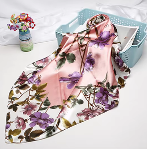 Foulard Quadrato Grande Multicolore Effetto Seta Stampato, <span class=keywords><strong>Bandana</strong></span> Decorativa Versatile per Pendolarismo Quotidiano e Accessori per Foto da Festa - Product Image 6