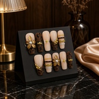 Kuku Palsu Cetak Leopard Coklat Nude 3D dengan Rantai Bunga Emas, Buatan Tangan, untuk Salon Kecantikan