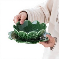 Export Portugal, Vaisselle au design moderne et minimaliste, motif plante flottante, couleur vert sous glaçure, forme de feuille, Assiette, Bol, Bol à dessert