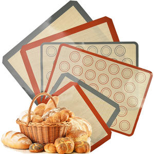 Tapete de Silicona Antiadherente Reutilizable para Hornear Galletas, Macarrones y Pan - Product Image 1