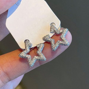 Orecchini a Stella Aperta Lucidi ed Eleganti, Gioielli per Orecchie da Donna, per Uso Quotidiano, Outfit da Festa, Accessorio Regalo - Product Image 6