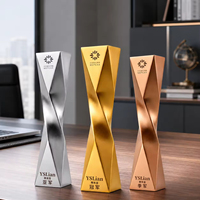 Trophées en résine plaqués or, argent et cuivre entièrement personnalisés 2026 pour événements d'équipe et employés exceptionnels