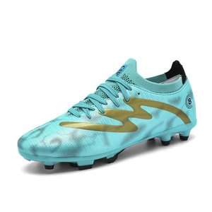 Chaussures de football pour hommes, blanches et vertes, tige synthétique, doublure en mesh, semelle extérieure en caoutchouc, semelle intermédiaire en EVA, crampons FG, coupe basse, respirantes - Product Image 2