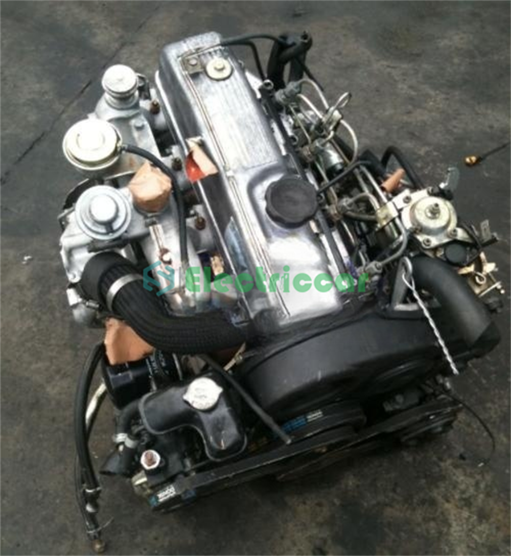 良好な状態中古純正4D56Tインタークーラー2.5Tエンジン三菱l200