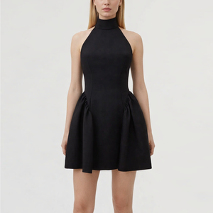 Abito Mini da Donna Personalizzato all'Ingrosso, Sexy e alla Moda, con Collo Halter e Linea ad A Plissettata - Product Image 2