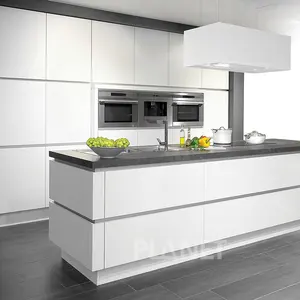 หินควอทซ์รูปตัวแอลแบบเรียบง่ายตามสั่งแบบสิงคโปร์การออกแบบตู้แบบครบวงจรห้องครัว