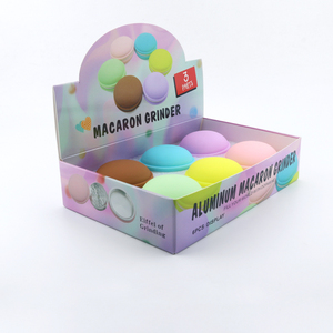 Vente en gros en vrac <span class=keywords><strong>Accessoires</strong></span> pour magasin de fumée Broyeur d'herbes en aluminium 2 parties Mini fraiseuse d'épices Broyeur d'herbes en métal Macaron frais - Product Image 1