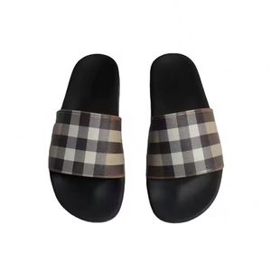 Vente directe d'usine de pantoufles pour hommes de haute qualité. Chaussons pour femmes. - Product Image 2