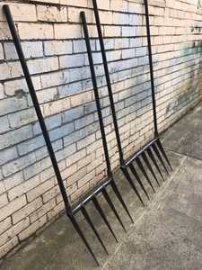 JH-Mech 5 dents <span class=keywords><strong>pour</strong></span> jardinage bêche creuser <span class=keywords><strong>acier</strong></span> forgé 46 pouces à long manche griffe désherbeur en <span class=keywords><strong>acier</strong></span> au carbone fourche large - Product Image 3