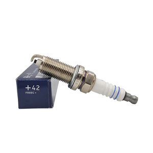 شمعات إشعال إيريديوم عالية الجودة من بوش، شمعات بوش وشمعات إشعال إيريديوم بوجيا بجودة ممتازة، حالة جديدة، بيع بالجملة - Product Image 4