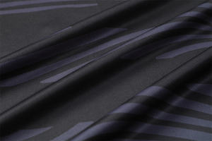 ชุดเสื้อฟุตบอลสำหรับผู้ชายชุดเสื้อฟุตบอลตาข่ายสีชมพูสีดำพร้อมบริการ OEM พิมพ์ดิจิตอล - Product Image 6