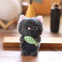 Porte-clés pendentif chat poisson mignon en peluche, breloque de sac en peluche courte et douce en forme de chaton de dessin animé en coton PP