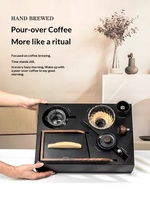 Ensemble de café artisanal : Moulin à café, filtre, bouilloire à café, support en bois personnalisé, rangement, coffret cadeau de luxe léger pour le partage de café à la maison