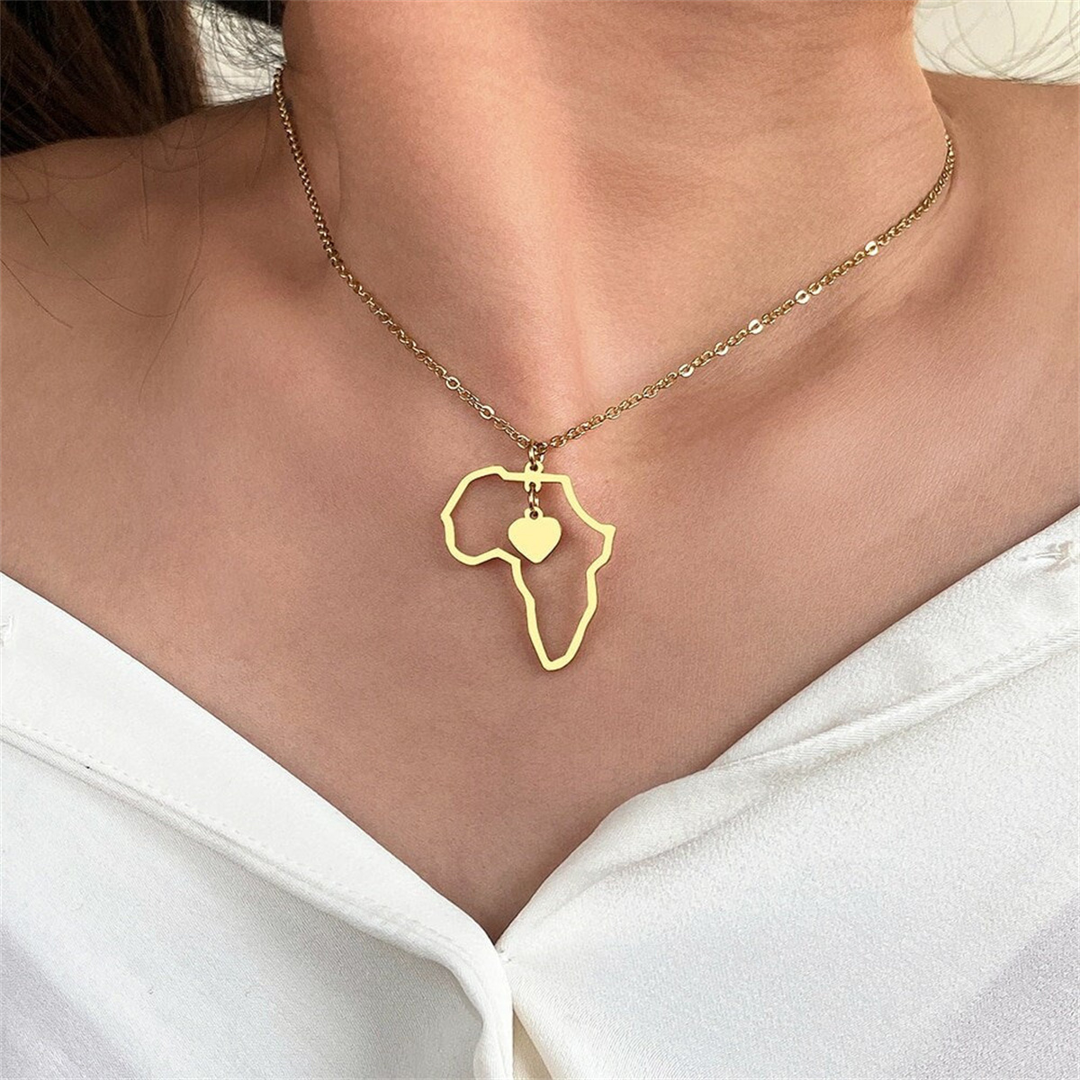 Africa Map Heart Pendant Necklace - Stainless Steel Gold Plated Jewelry Charm For Women & Men, Gift For Travel Lovers