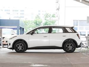 AION UT 2025 330 Star Edition 738 Achetez <span class=keywords><strong>une</strong></span> <span class=keywords><strong>voiture</strong></span> en Chine, idéale pour les trajets quotidiens, les voyages en famille et les déplacements sur de moyennes distances. - Product Image 4