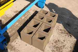 آلة صنع الطوب المتنقلة، ماكينة أوتوماتيكية صغيرة لإنتاج البلوك الأسمنتي المجوف - Product Image 6