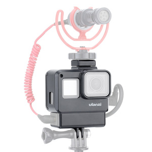 Ulanzi-boîtier de caméra V2 avec cadre Vlog, cadre de Cage, à froid, monté sur griffe pour Microphone <span class=keywords><strong>GoPro</strong></span> 7 <span class=keywords><strong>6</strong></span> 5, accessoires d'appareil photo - Product Image 1