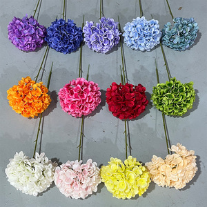 Bouquet d'hortensias artificiels 135 pétales Fleurs en soie faites à la main Décorations de mariage Décoration intérieure Accessoires de photographie - Product Image 2