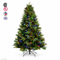 Guirlandes lumineuses pour sapin de Noël, à brancher, intérieur, LED rouge et verte, pré-éclairées sur un sapin de Noël décoré pour une décoration traditionnelle des fêtes