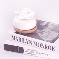 Diffuseur d'arômes sans flamme en porcelaine blanche, contenant d'aromathérapie, base en bois, parfum de pivoine, emballé