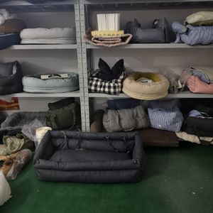 Luxus <span class=keywords><strong>Deluxe</strong></span> Kunstleder Hund Autos itz-Soft Booster Bett für Hunde, bequeme Reise Haustier Autos itz für große Hunde - Product Image 2