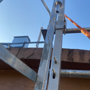 Buffer Premium abbinato a un sistema di sicurezza di salvataggio con linea di <span class=keywords><strong>vita</strong></span> verticale dedicato a una lunga durata resistente agli urti - Product Image 6