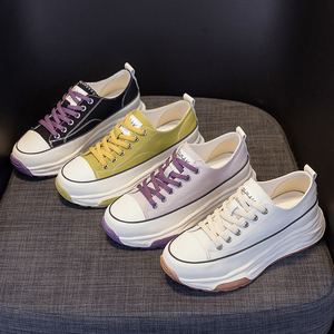 Zapatos <span class=keywords><strong>para</strong></span> correr de cuero con suela gruesa de moda informal de Otoño de <span class=keywords><strong>Año</strong></span> <span class=keywords><strong>Nuevo</strong></span> <span class=keywords><strong>para</strong></span> mujer, estilo Retro de nicho, aumento de altura - Product Image 1