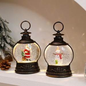 Lanterne décorative de Noël avec boîte à musique, boule de cristal rotative, lumière d'arbre de Noël, ornement pastoral, style dessin animé et anime - Product Image 3