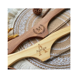 Cuchillo para Pan Personalizado con Grabado, Cortador de Pan de Levadura, Cuchillo de Madera con Hoja Dentada - Product Image 3