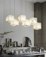 Yihao hôtel Restaurant maison Villa salle à manger lumière luxueux Multi carré cubique décalé albâtre pendentif lustre lumière