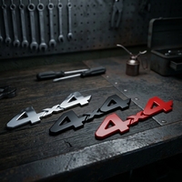 Emblème 3D en métal chromé rouge et noir, lettres 4x4, autocollant imperméable à usage unique, décalcomanie de style automobile, badge de coffre arrière pour 4x4