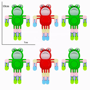 Nuovi Giocattoli in Plastica Multiforma Creativi Antistress a Catena per le Dita, a Tema Cartone Animato, Unicorno, Coniglio Spaziale, Rana - Giocattoli Giroscopici Transfrontalieri - Product Image 5
