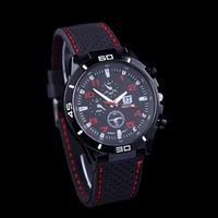 Montre-Bracelet Homme Marque de Luxe Quartz Sport Silicone Tendance Montres Masculines Pas Chères