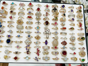 Anillos <span class=keywords><strong>de</strong></span> Compromiso <span class=keywords><strong>y</strong></span> Boda <span class=keywords><strong>de</strong></span> Joyería XUPING Bañados en Oro con Circonita Cúbica Sintética para <span class=keywords><strong>Hombre</strong></span> <span class=keywords><strong>y</strong></span> <span class=keywords><strong>Mujer</strong></span> en Caja para Propuesta - Product Image 4