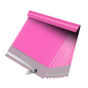 Enveloppes d'emballage PROLINE VIETNAM Secure Rose Red 3.5 Mil LDPE pour expédition express et sacs postaux - Product Image 1