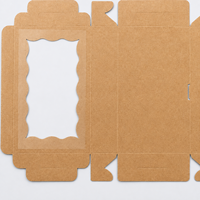 Boîte cadeau en carton ondulé personnalisée avec fenêtre transparente et matériaux recyclés pour l'emballage de pâtisseries, de bougies et de produits de vente au détail