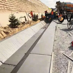 Machine de formage de canaux en béton pour l'irrigation agricole Equipement pour fossés de drainage