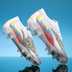 Chaussures de football en cuir américaines pour hommes et jeunes, crampons de sport pas chers pour l'entraînement - Product Image 1