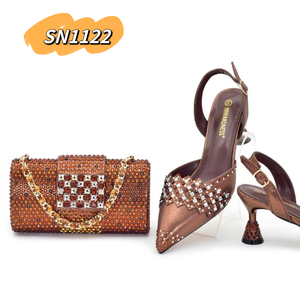 Magnifiques Chaussures et Sacs Assortis pour Femmes, Haute Qualité, Style Nigérian Aso Ebi, Design Nœud Papillon 2026 - Product Image 3