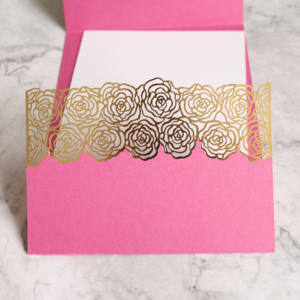 بطاقات معايدة مخصصة بقطع أزهار وبطاقات دعوة أعياد الميلاد بتصميم ذهبي حسب الطلب - Product Image 3