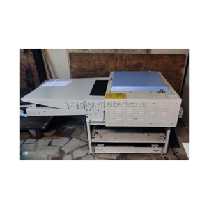 Machine de fusion de tissus d'occasion <span class=keywords><strong>Oshima</strong></span> Presse de fusion de 600mm Presse de fusion compacte à bande transporteuse pour colliers, poignets, patte avant - Product Image 1