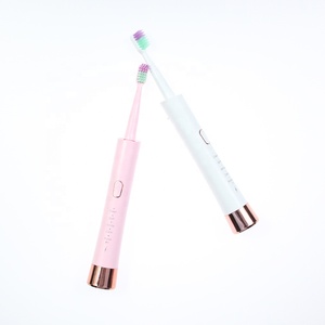 Cepillo de Dientes Eléctrico Multifuncional Económico con Cerdas Suaves, Resistente al Agua, para Uso Doméstico y de Viaje, para el Cuidado Personal - Product Image 2