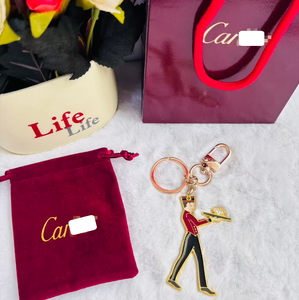 Llavero de metal con forma humana, colgante esmaltado, adorno artesanal, kit de regalo completo para regalar en días festivos o cumpleaños - Product Image 3