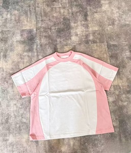 Camiseta de Manga Raglán con Bloques de Color Blanco y Rosa para Hombre, Corte Holgado, Cuello Redondo, Algodón Jersey, Estilo Casual - Product Image 3