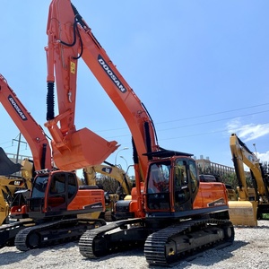 Excavatrice d'occasion Doosan DX300 LC-9C de 30 tonnes, grande pelle hydraulique, faible nombre d'heures, modèle 2023, stock, excavatrice sur chenilles d'occasion - Product Image 3